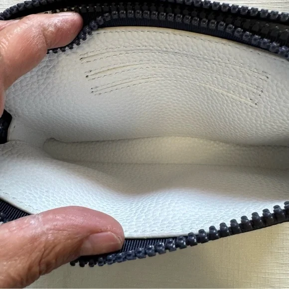 Lacoste Navy Crossbody Bag - Picture 3 of 8